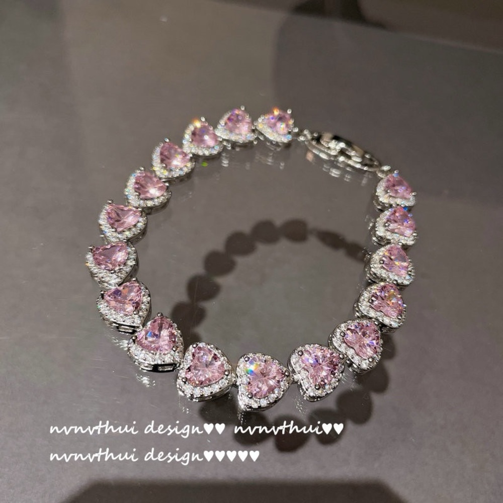 Elegant Pink Heart Bracelet